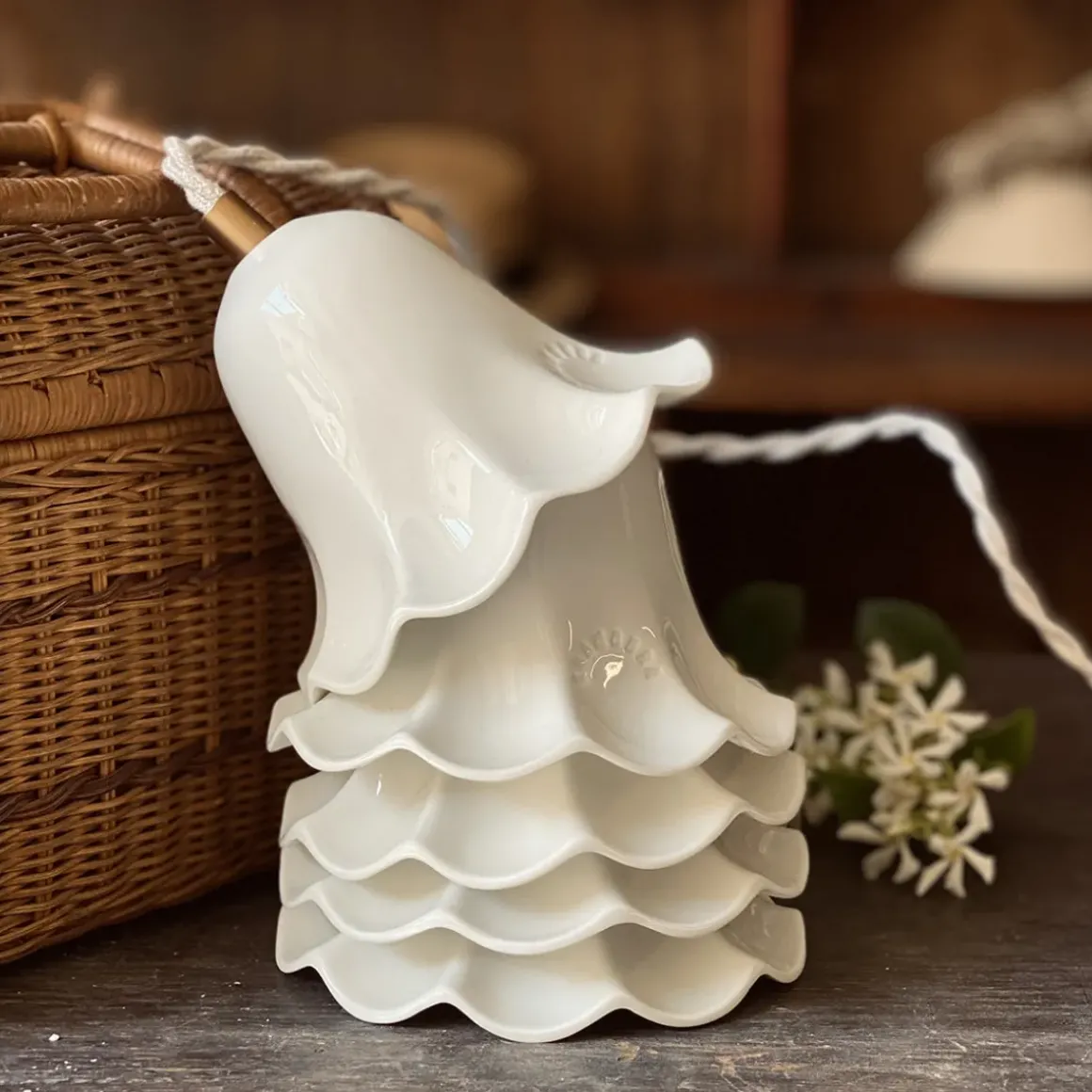 Baladeuse Lili en porcelaine émaillée - Ø 13 cm