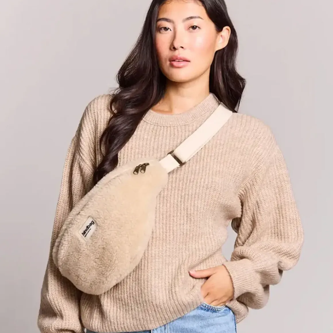 Banane Sasha en fourrure Beige