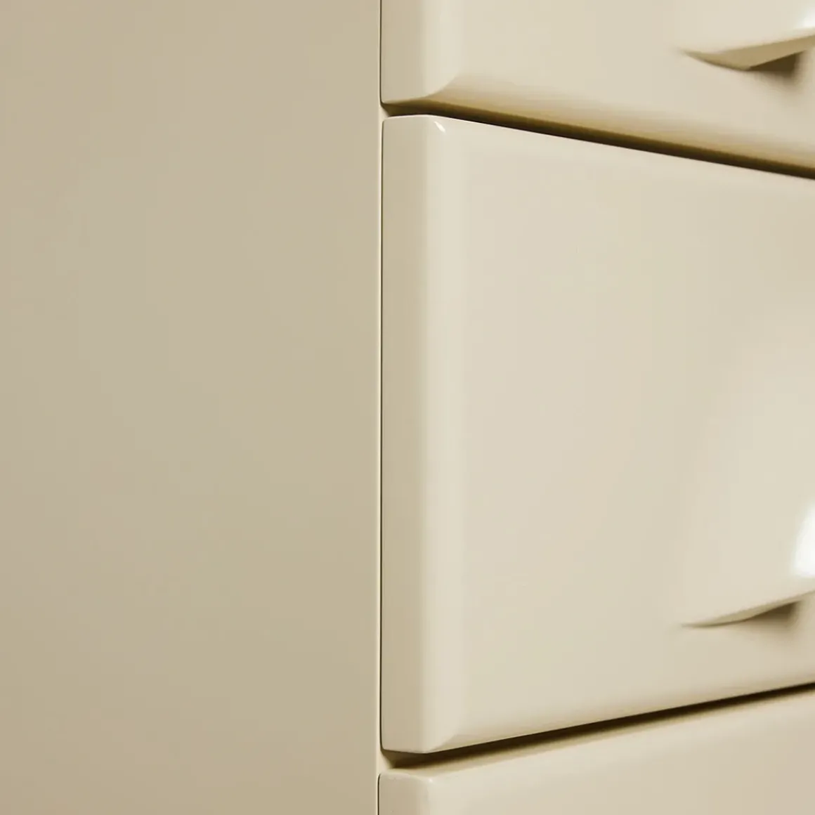 Commode 8 Tiroirs - Crème