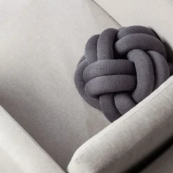 Coussin Knot
