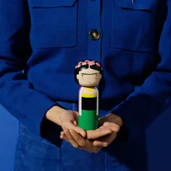Figurine en bois Kokeshi Sketch.inc Frida