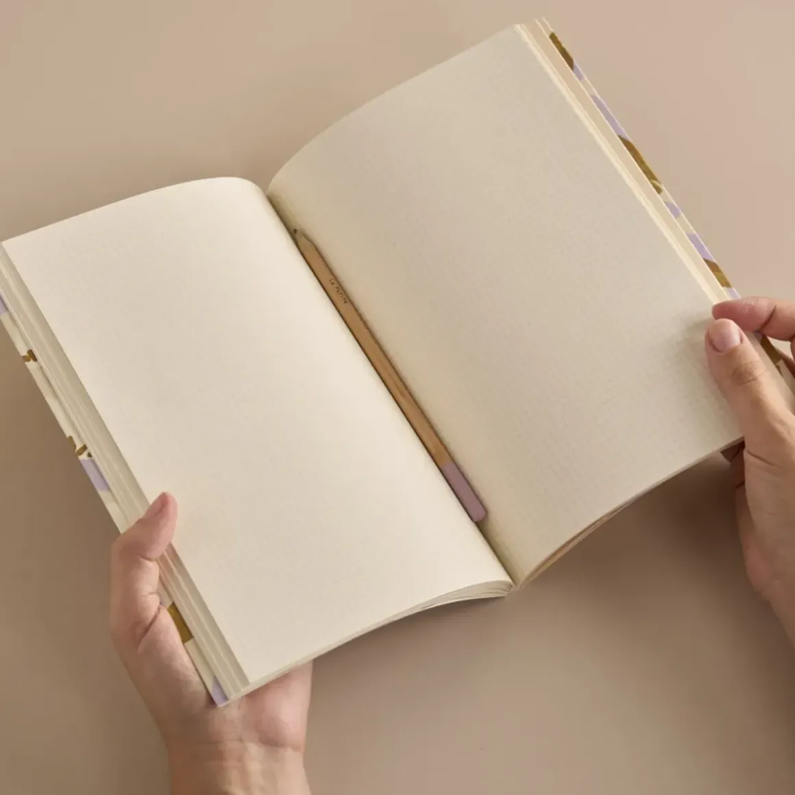 Journal Nacre