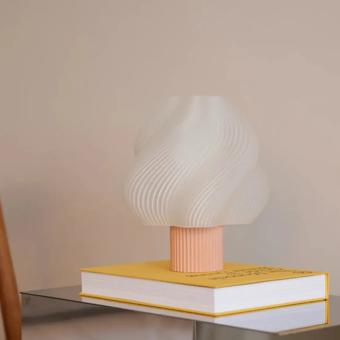 Lampe Soft Serve Portable - Wild Strawberry