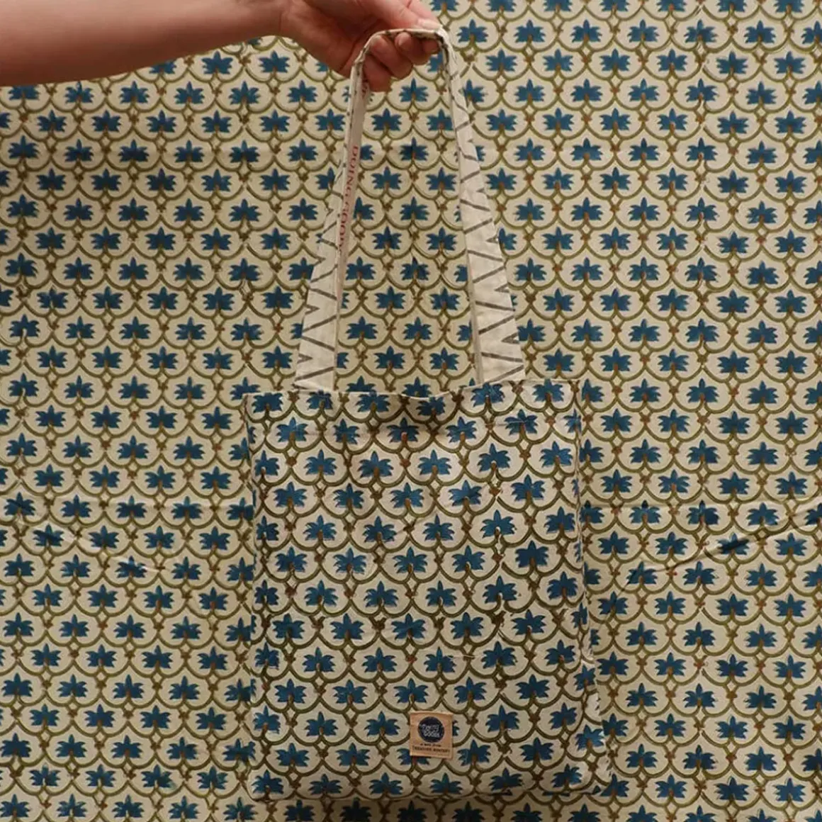 Plaid + Tote-bag Faina