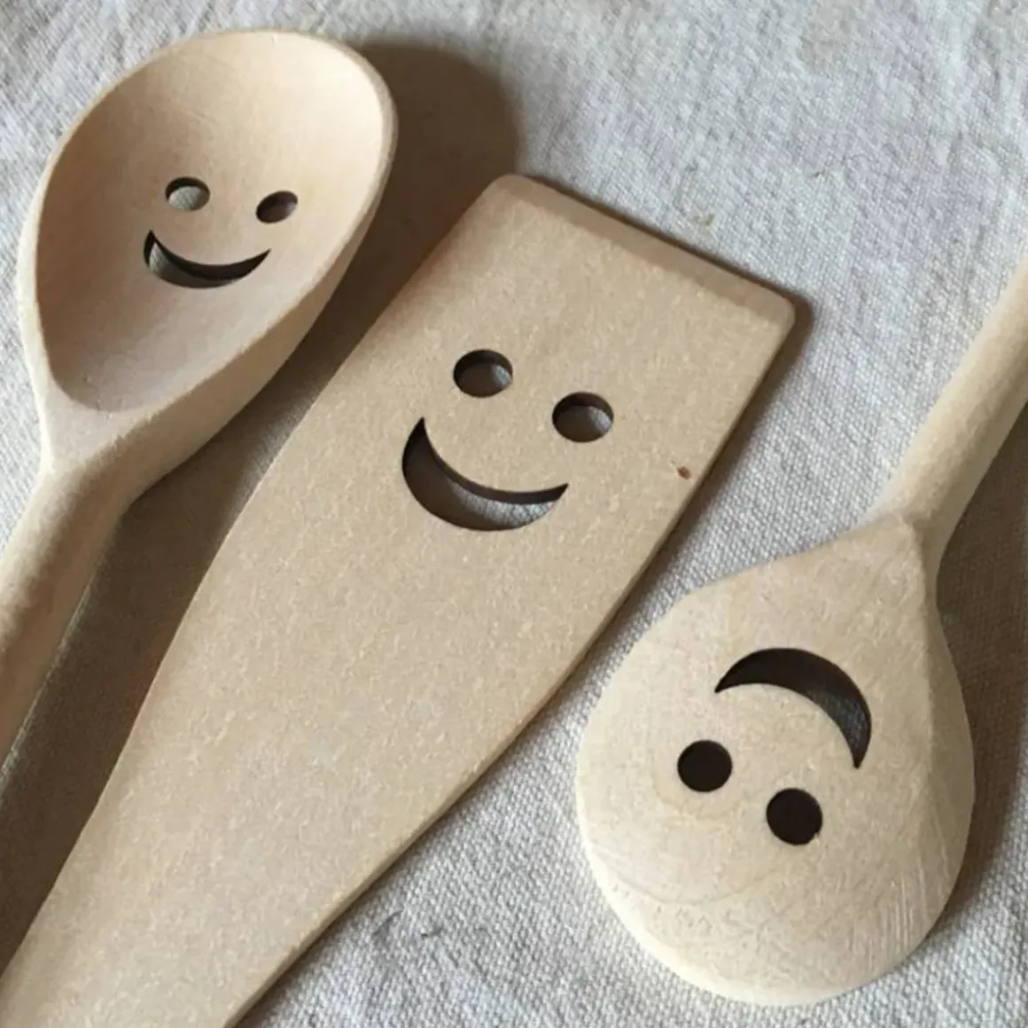 Set de 3 Couverts Happy Spoon - Cuillères et Spatule Bois
