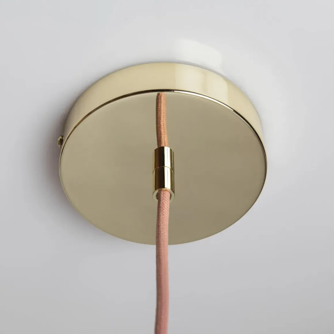 Suspension Soft Serve 03 - Brass