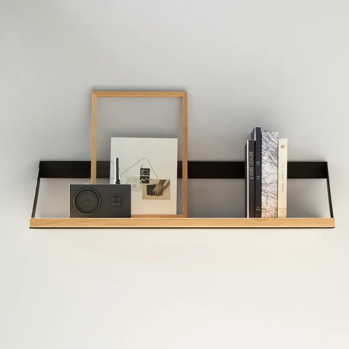 Étagère Ribbon en chêne et métal noir - L 70 cm