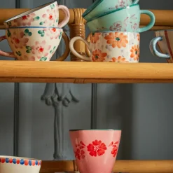 Tasse à fleurs roses en céramique