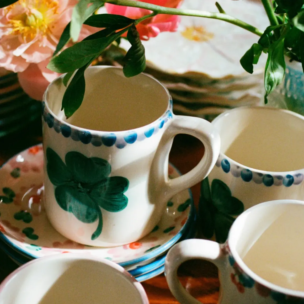 Tasse Trèfle peint à la main en céramique